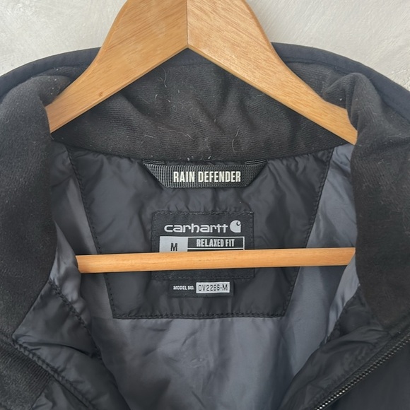 Carhartt Men’s Rain Defender® Insulated Vest - Relaxed Fit Size Medium - Picture 6 of 12